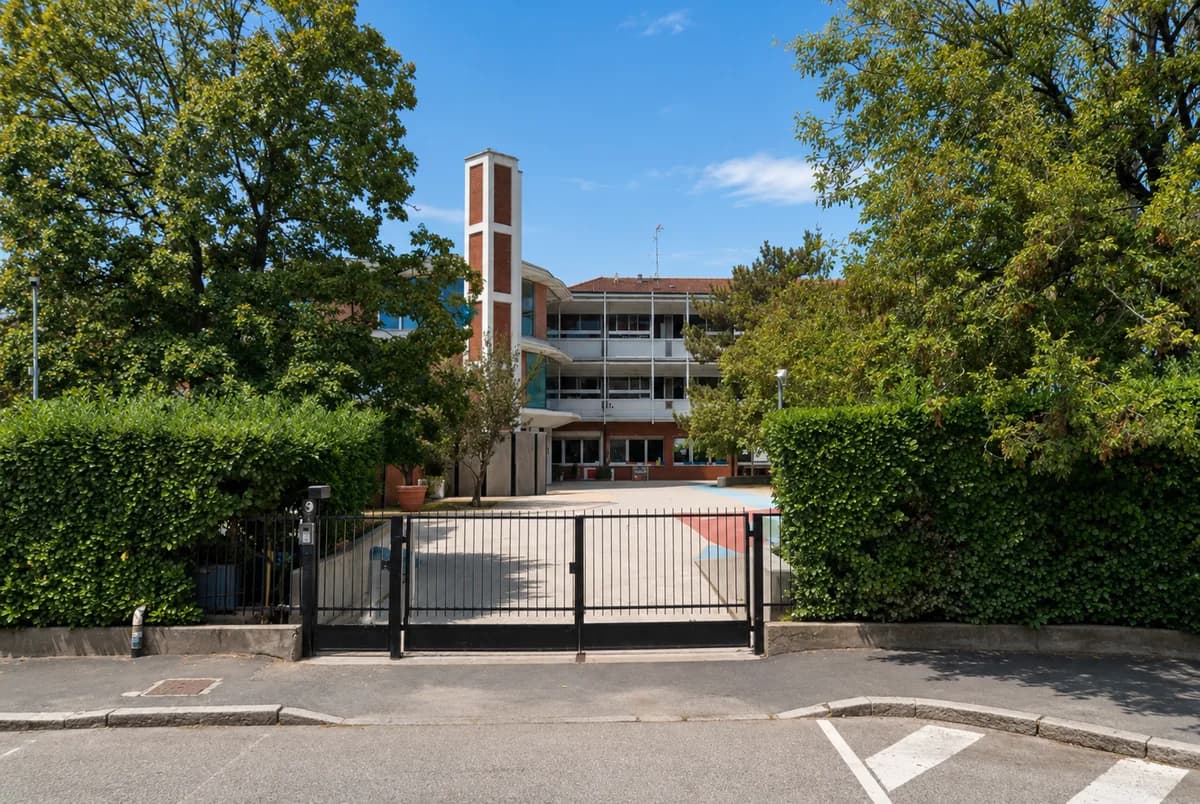 Bilingual European School
